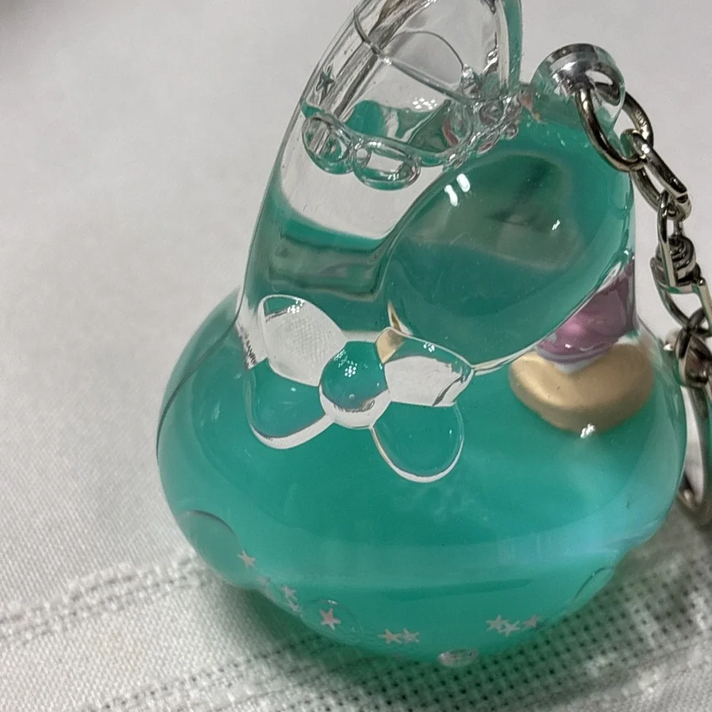 Sanrio Tsunameez Surprise Hello Kitty Glitter Shaker Keychain - My Melody B1